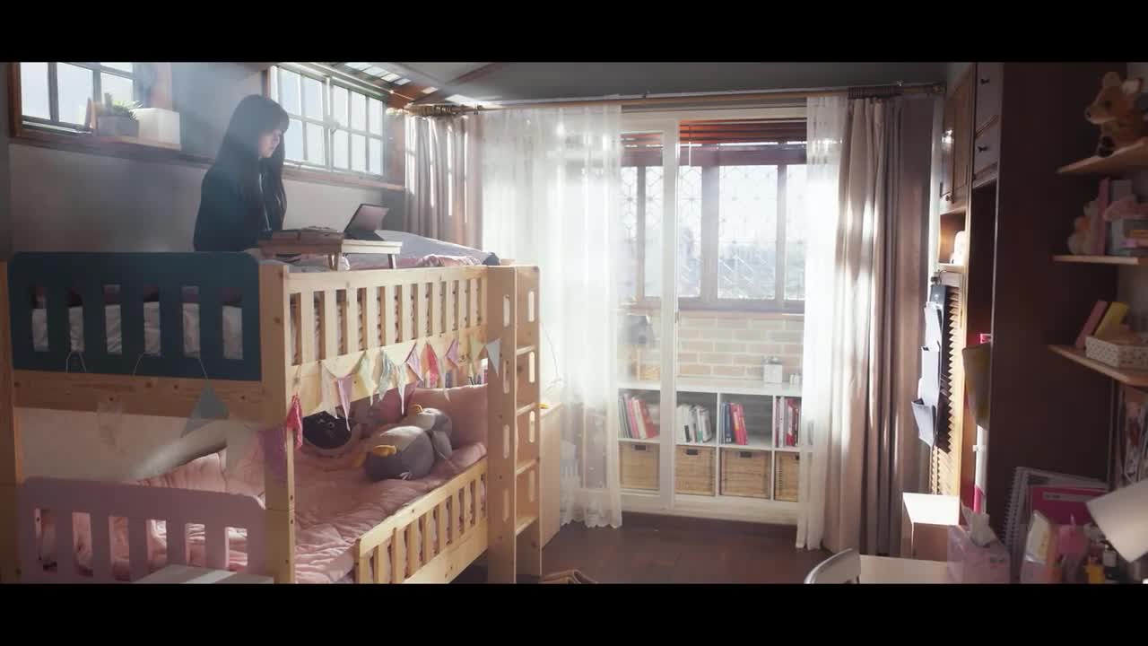 Кадры из сериала Уведомление о любви (2019)